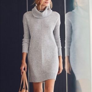 Lulu’s grey sweater dress